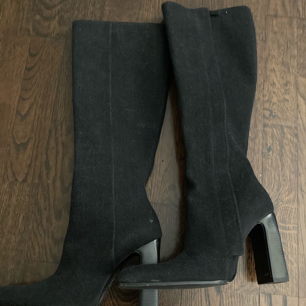 Black Balenciaga boots